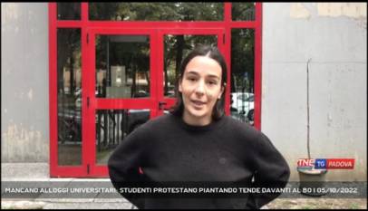 PADOVA | MANCANO ALLOGGI UNIVERSITARI: STUDENTI PROTESTANO PIANTANDO TENDE DAVANTI AL BO