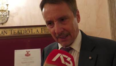 pESdOnekpmA