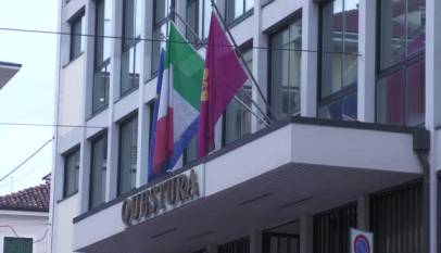 zspKoA7dsJE
